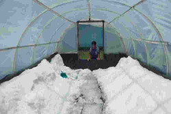 Kapasitas Produksi Garam di Pantai Sepanjang Terus Ditingkatkan