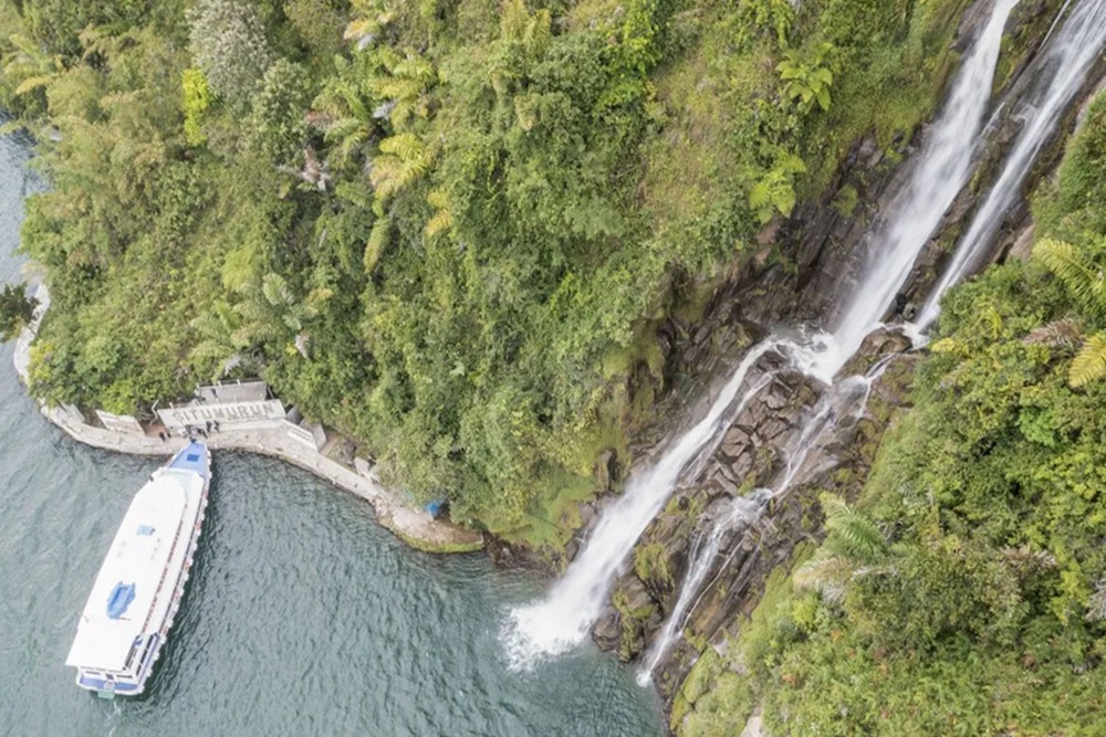 5 Air Terjun Terindah dari Jawa hingga Sumatra, Pesonanya Bikin Takjub
