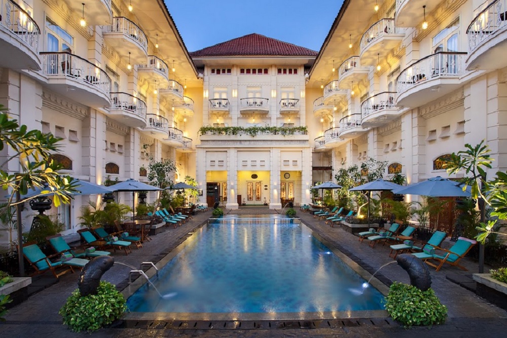 The Phoenix dan Grand Mercure Gelar Pesta Tahun Baru Berkonsep Unik