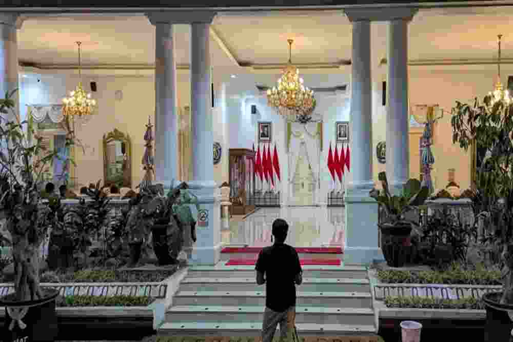 Rumah Dinas Bupati Ponorogo Ditutup Rapat Usai OTT KPK