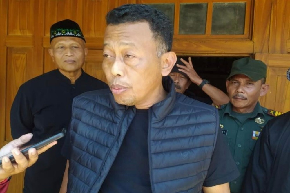 Ditangkap KPK, Bupati Ponorogo Sugiri Sancoko Dibawa ke Jakarta