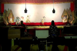 Peringati Hari Wayang, AKN Jogja Gelar Pementasan Senggana Duta