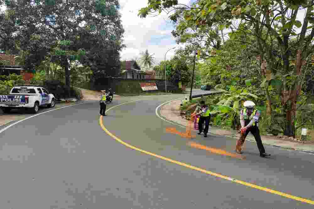 Tumpahan Solar di Jalan Jogja-Wonosari, Pemotor Diimbau Hati-hati