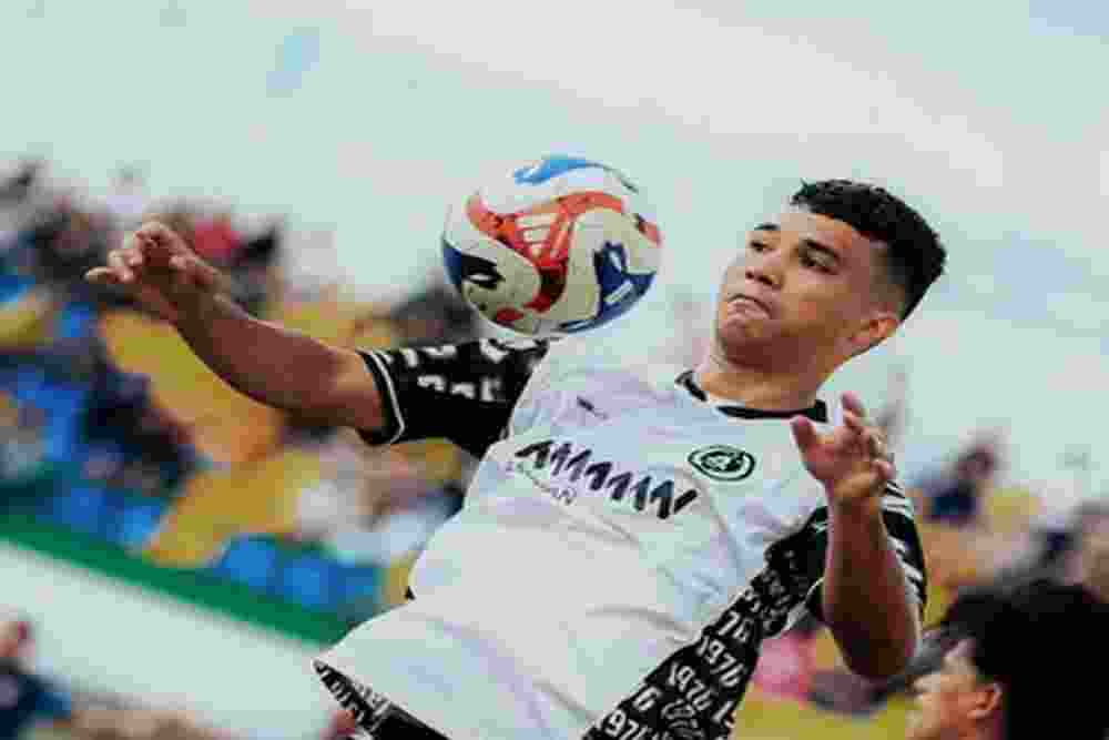 Brace Gustavo Bawa PSS Sleman Pimpin Babak Pertama vs Persiba