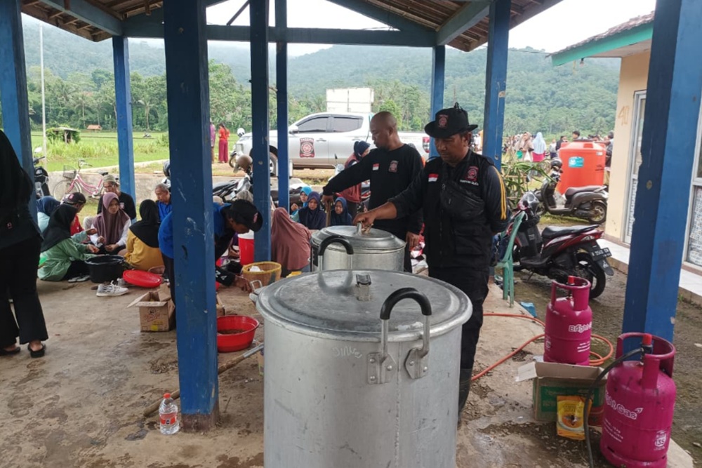 Tanah Longsor Cilacap, Gubernur Luthfi Minta Warga Waspada