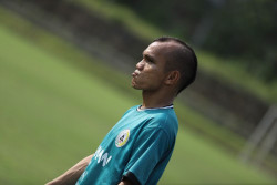 Tim Medis PSS Terus Pantau Kondisi Riko Simanjuntak