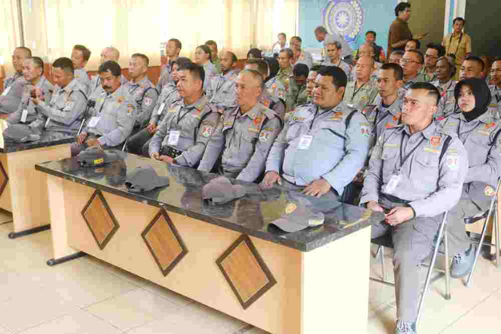 Anggota Satlinmas Magelang Tengah Ditempa Jadi Garda Terdepan