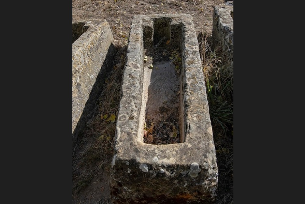 Ketukan dari Peti, Wanita Hidup Ditemukan Jelang Kremasi