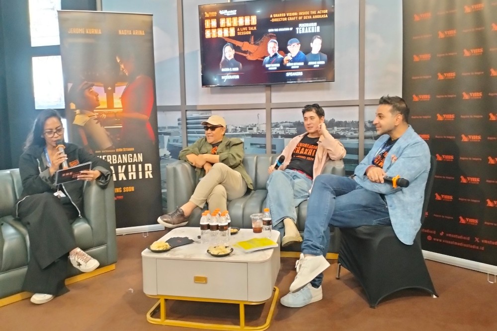 Jerome Pelajari Dunia Aviasi untuk Perankan Pilot Penerbangan Terakhir