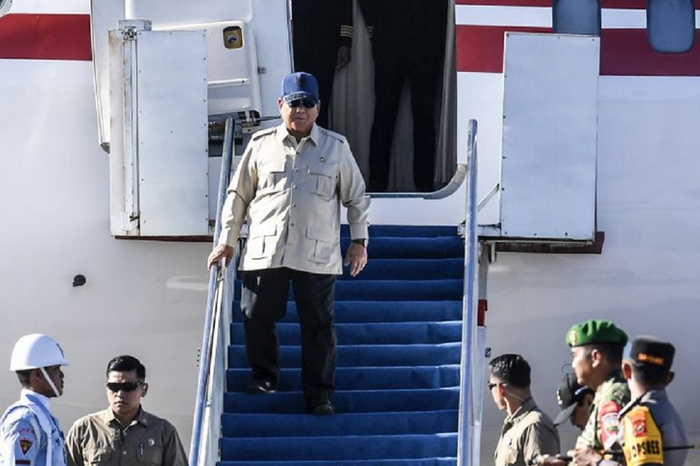 Prabowo Kunjungi Korban Banjir Sumatera, Pengungsi Krisis BBM