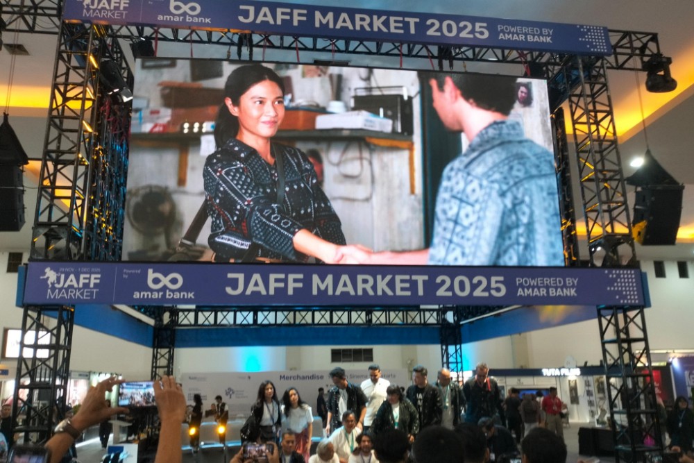 Dian Sastro Akui Ngefans dengan Karakter Kinan di Film Laut Bercerita