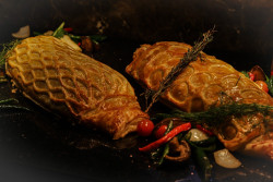 Royal Ambarrukmo Sambut Musim Penuh Suka Cita Kehangatan Natal