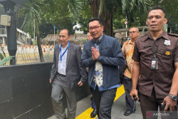Ridwan Kamil Tegaskan Pembelian Mobil Habibie Pakai Dana Pribadi