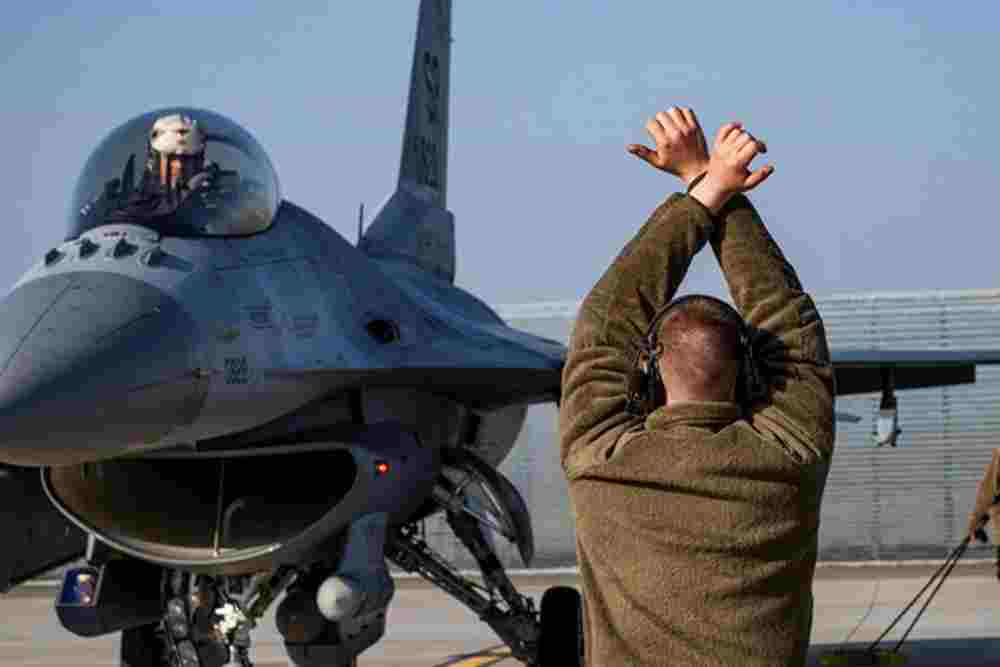 F-16C Thunderbirds Jatuh di Gurun Mojave, Pilot Selamat