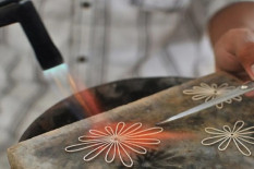 Harga Perak Hari Ini Turun Lagi setelah Sentuh Rekor Tertinggi