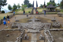 Sejarah Candi Cetho di Lereng Gunung Lawu yang Sarat Makna