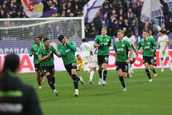 Sassuolo Tekuk Fiorentina, Skor 3-1, Jay Idzes Tampil Solid