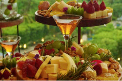 Mustika Resort Spa Hidupkan Semangat Natal dengan Seremoni Meriah