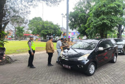 ASN Solo Terjaring Razia Pajak Kendaraan di Balai Kota