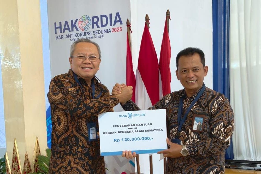 Pegawai Bank BPD DIY Galang Bantuan bagi Korban Bencana di Sumatra