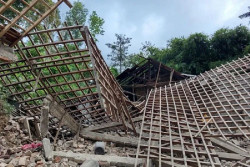 Ledakan Misterius Hancurkan Tiga Rumah di Pacitan, Empat Warga Terluka