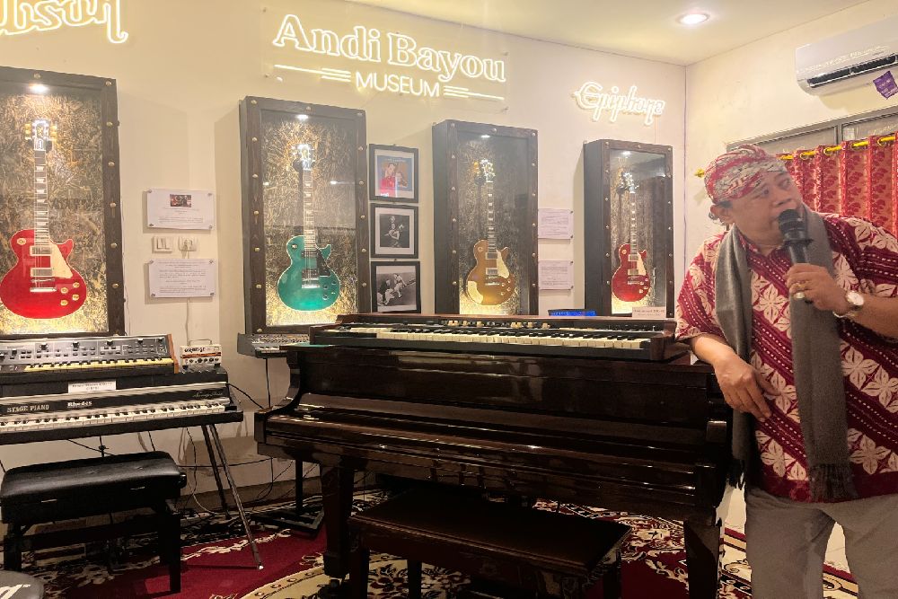 Menengok Ruang Batin Andi Bayou dalam Pameran Arsip