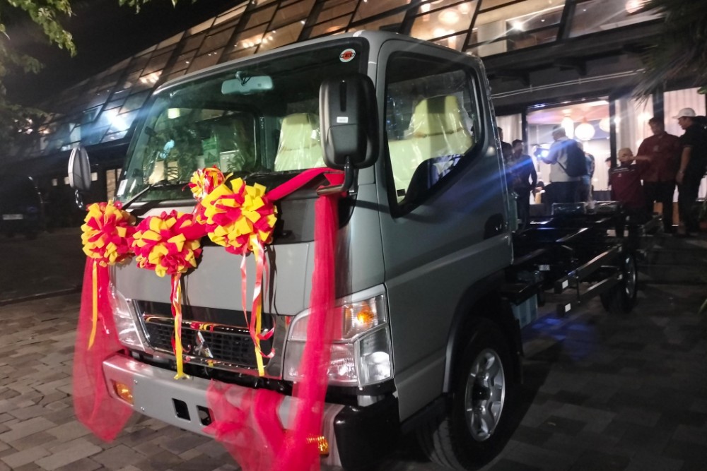 Canter Bus Bisa Jadi Andalan Angkutan Wisata Jogja-Solo