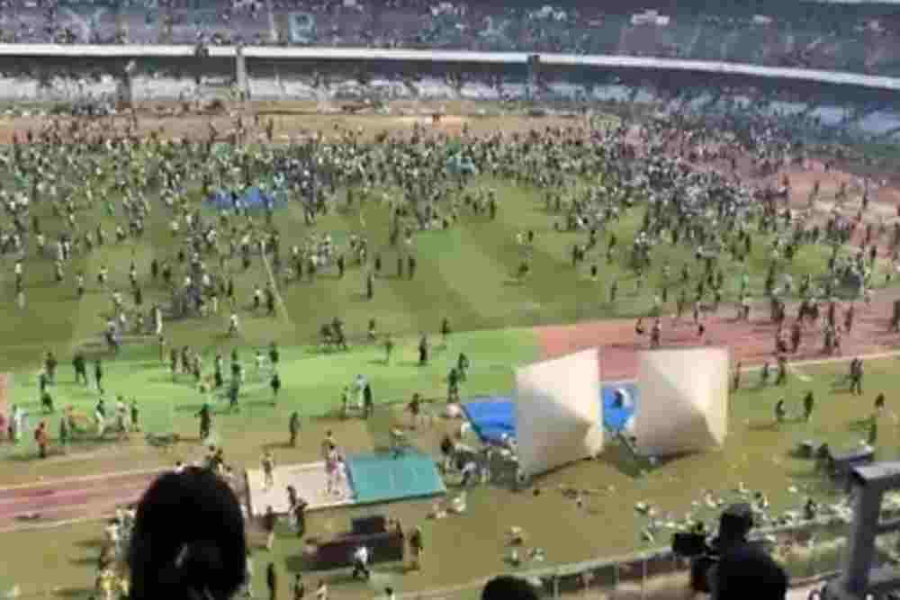 Fans Mengamuk, Acara Peresmian Patung Messi di India Berujung Chaos