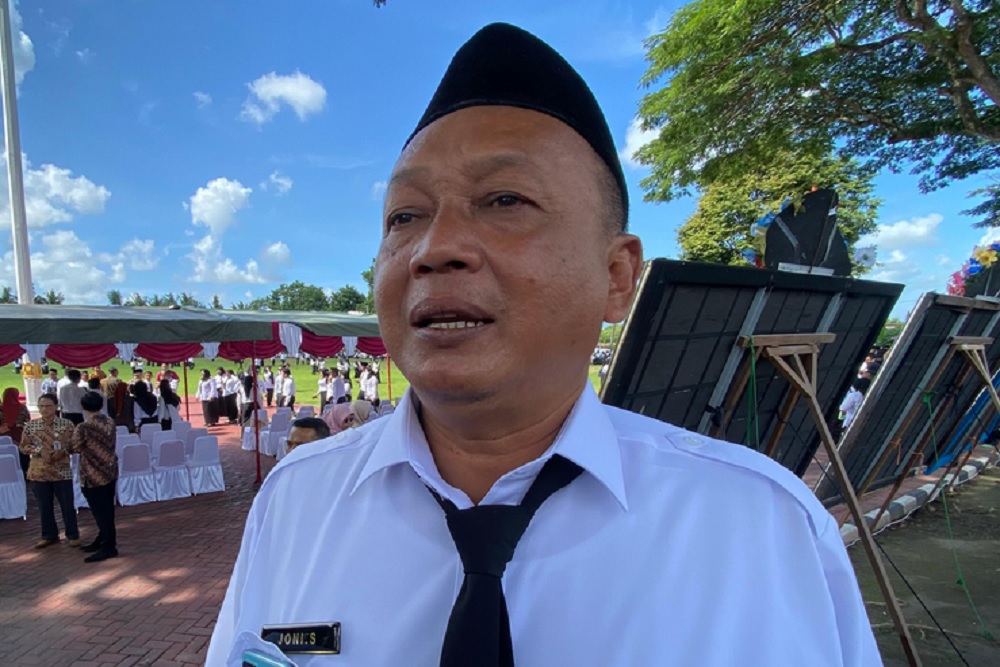 Joni 15 Tahun Jadi Honorer, Kini Diangkat Jadi PPPK Paruh Waktu