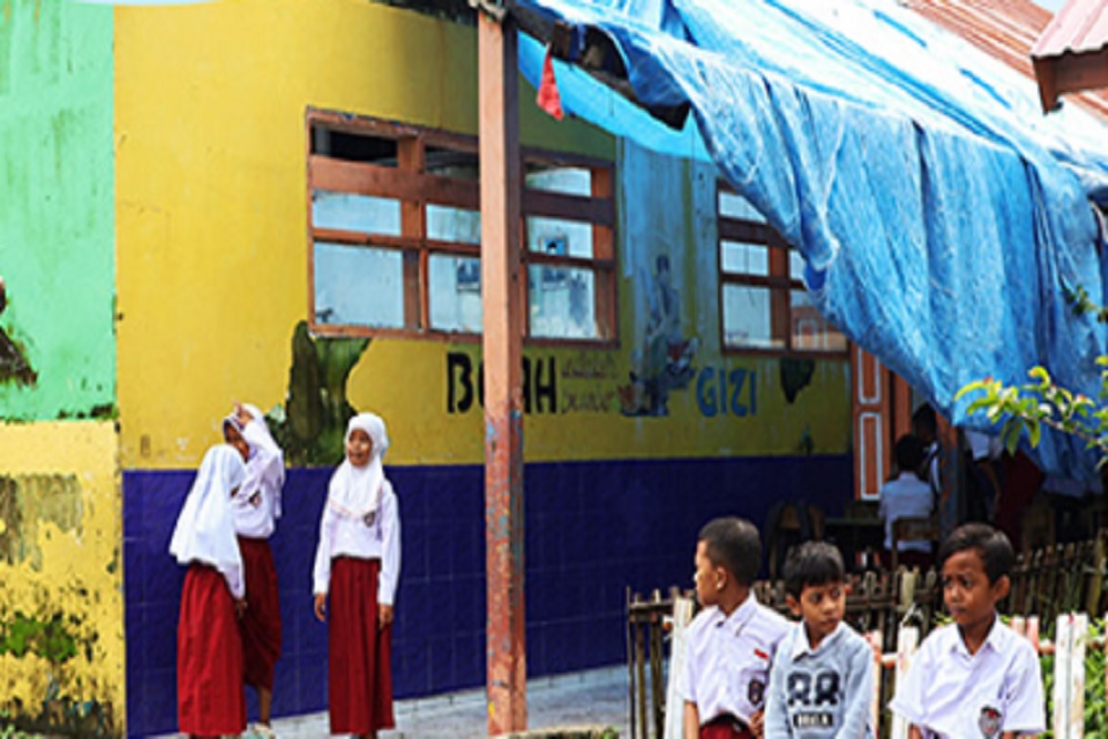 Perbaikan Sekolah Rusak di Indonesia