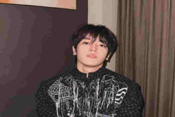 Taeyong NCT Umumkan Tur Solo Asia Selesai Wajib Militer