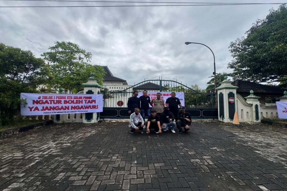 Raperda KTR Kulonprogo Tuai Pro Kontra Radius Jual Rokok