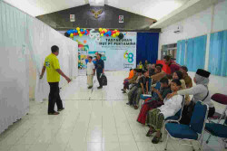 HUT ke-68 Pertamina, Patra Niaga Gelar Khitan Massal di Cilacap