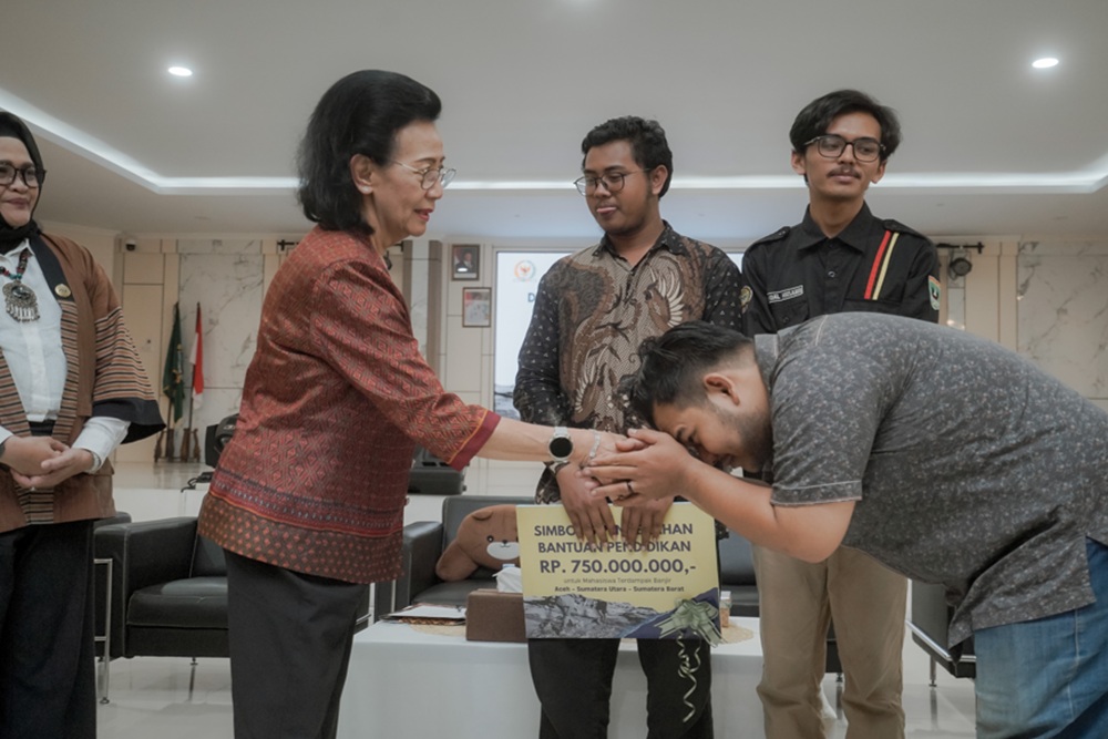 DIY Jaga Keberlanjutan Studi Mahasiswa Sumatera Pascabencana