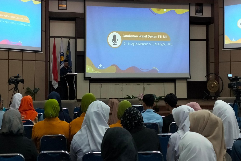 Ribuan Pelajar Ikuti Kompetisi FTI Fest UII 2025