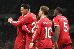 Liverpool Tekuk Tottenham 2-1, The Reds Naik ke Posisi Lima