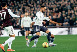 MU Kalah dari Aston Villa, Tertahan di Peringkat Tujuh