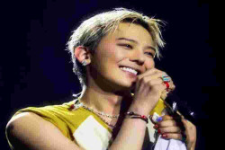 G-Dragon Raih Tiga Grand Prize di Melon Music Awards 2025