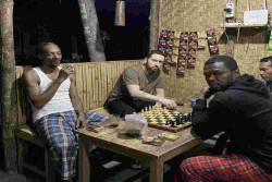 Snoop Dogg Unggah Foto AI Bareng Eminem dan 50 Cent di Indonesia
