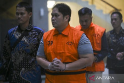 OTT Hulu Sungai Utara, KPK Sita Mobil dari Rumah Kajari