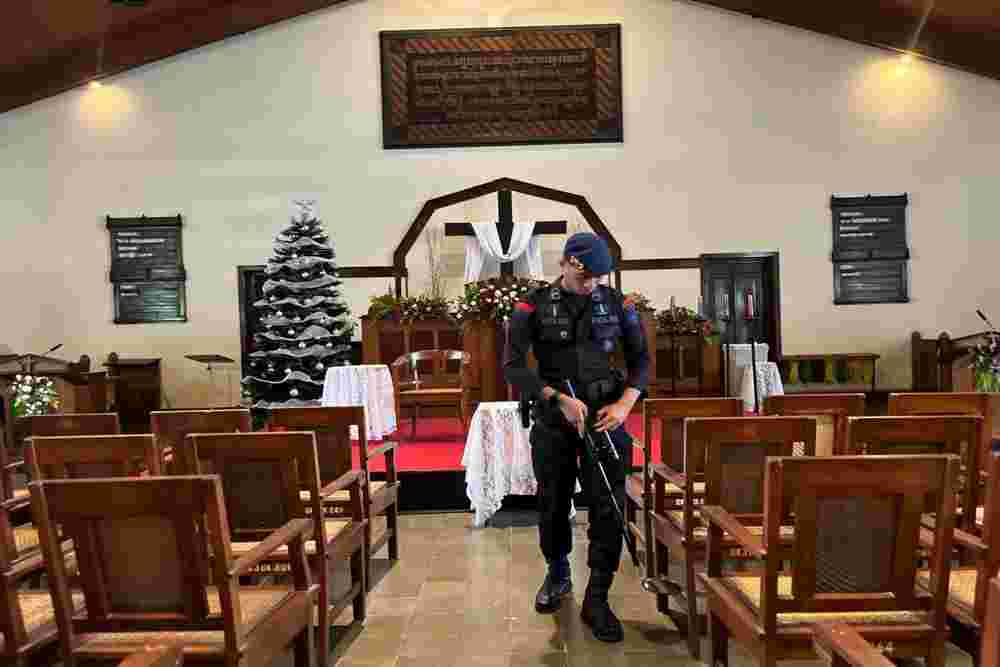Polda DIY Sterilisasi 40 Gereja di Seluruh DIY