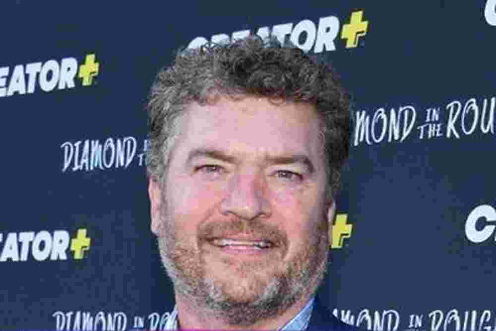 Aktor dan Komedian Pat Finn Meninggal Dunia pada Usia 60 Tahun