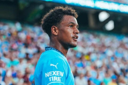 Masa Depan Oscar Bobb di Man City Terancam Transfer Semenyo