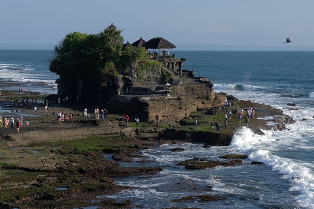 Menpar Tegaskan Bali Tidak Sepi Saat Libur Natal 2025