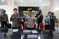 Pemuda Mabuk Bawa Celurit 1,5 Meter Diamuk Warga Solo