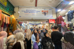 Pasar Beringharjo Dipadati Hingga 15 Ribu Pengunjung