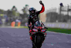 Aprilia Percaya Bezzecchi Jadi Ancaman Ducati 2026