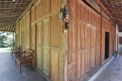 Joglo Berusia Seabad di Imogiri Bertahan di Tengah Zaman