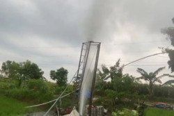 Fenomena Alam, Gas Bumi Muncul dari Sawah di Masaran Sragen
