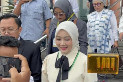 Atalia Praratya Hadiri Sidang Cerai Ridwan Kamil di Bandung